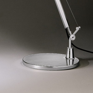 Офисная настольная лампа Tolomeo Micro A001300